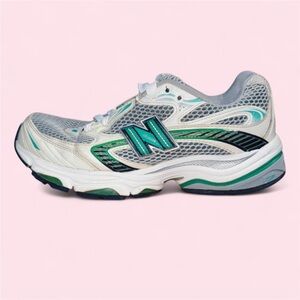 Y2K New Balance 1062 Women's White and Green Running Shoes
